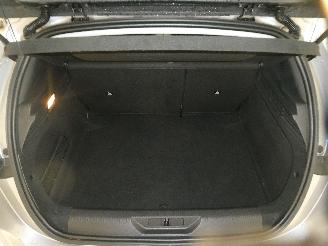 Peugeot 308 III picture 21