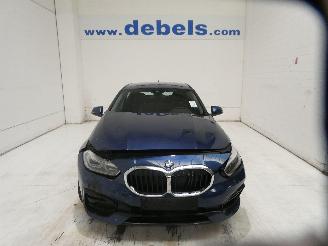 skadebil auto BMW 1-serie I 2022/4