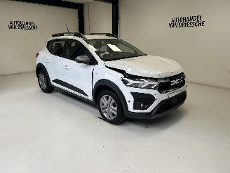 Unfallwagen Dacia Sandero LPG+ESSENCE 2023/8
