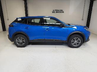 skadebil auto Peugeot 2008  2022/9