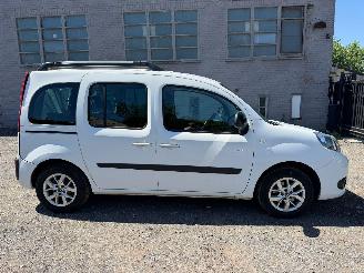 Schadeauto Renault Kangoo 1.2 I 2018/6