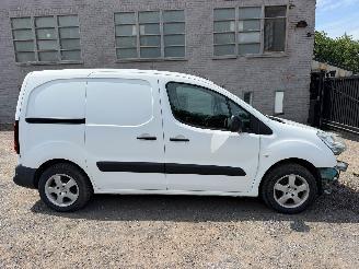 dañado vehículos comerciales Citroën Berlingo 1.6 HDI 2017/7