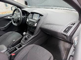 Ford Focus ST-LINE picture 21