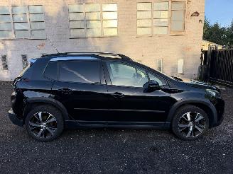 Schadeauto Peugeot 2008 GT LINE 2017/7