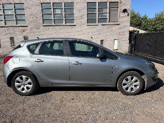 Auto incidentate Opel Astra ENJOY 2014/8