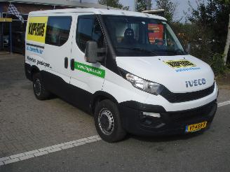 damaged commercial vehicles Iveco Daily 6 PERSOONS DUBBELE CABINE 2016/3