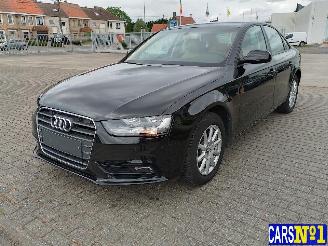 Vaurioauto  passenger cars Audi A4  2015/6