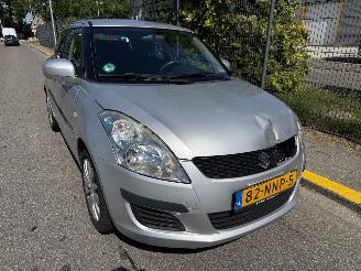 skadebil auto Suzuki Swift 1.2 Comfort Airco 2010/10