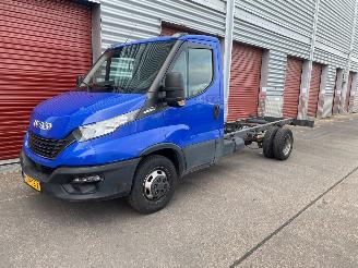 skadebil bedrijf Iveco Daily 2.3 Chassis Cabine Euro 6 2020/7