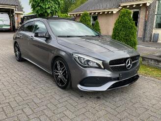 Voiture accidenté Mercedes Cla-klasse 180 AMG LINE PANO CAMERA COMAND 2019/4