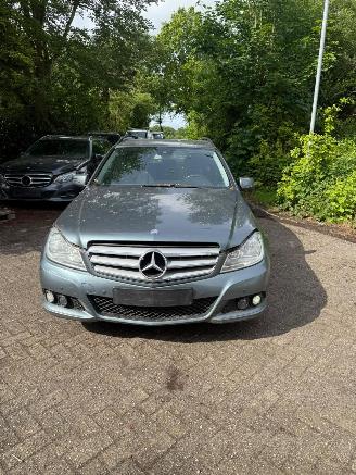 Dezmembrări autoturisme Mercedes C-klasse C 200D COMBI 2011/11