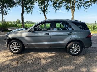 Mercedes M-klasse ML 250 BLEUTEC picture 4