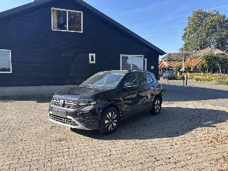 skadebil auto Volkswagen T-Cross AUTOMAAT 116 PK NAVI CLIMA CAMERA B.J 12-2024 2024/12