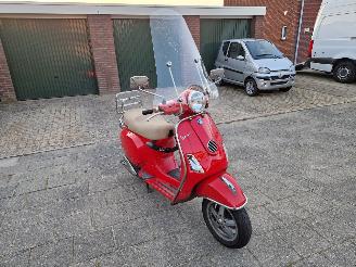 Schade scooter Vespa  GERESERVEERD! - LX 50 2010/8