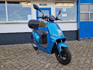 skadebil bromfiets Kymco  LIFAN E3 LUX 2020/5