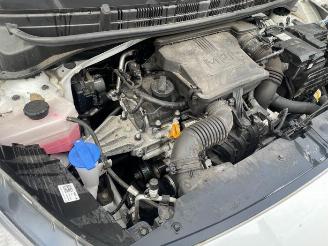 Hyundai I-10 i10, Hatchback, 2019 1.0 12V picture 13