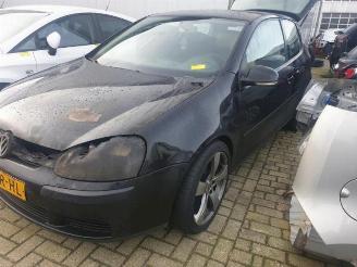 Coche siniestrado Volkswagen Golf Golf V (1K1), Hatchback, 2003 / 2010 1.9 TDI 2004/10