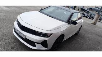 Vrakbiler auto Opel Astra Astra L (F3/FB/FM/FP), Hatchback 5-drs, 2021 Electric 54/58 kWh 2025/0