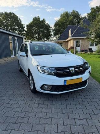 uszkodzony samochody osobowe Dacia Logan 0,9 TCE SL Royaal 2018/7
