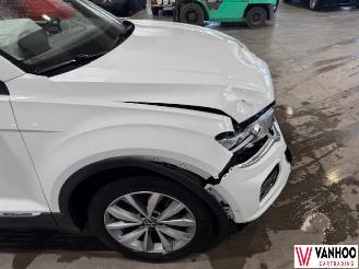 Volkswagen T-Roc  picture 5