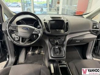 Ford C-Max  picture 17