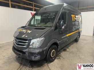 Auto incidentate Mercedes Sprinter  2016/10