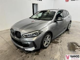Vrakbiler auto BMW 1-serie  2022/12