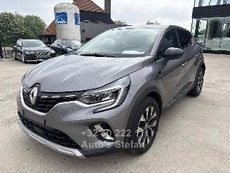 Renault Captur TECHNO picture 3