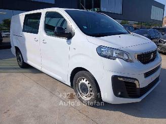 uszkodzony samochody osobowe Peugeot Expert  2022/9