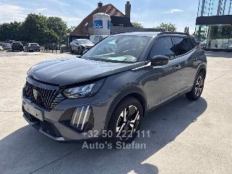 Peugeot 2008 ALLURE picture 2