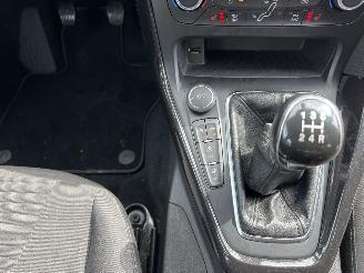 Ford Focus  picture 12