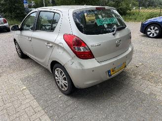 Hyundai I-20 1.2i DynamicVersion picture 6