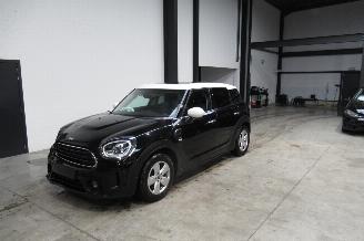 Vaurioauto  passenger cars Mini Cooper SEDAN 2021/7