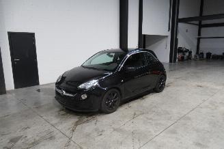 Vaurioauto  passenger cars Opel Adam SEDAN 2017/9