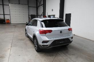 Volkswagen T-Roc ACTIVE picture 3