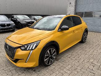 Schadeauto Peugeot 208 PEUGEOT 208 1.2I GT AUTOMAAT 2020 2020/6