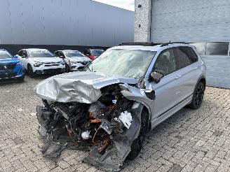 Damaged car Volkswagen Tiguan VW TIGUAN HYBRID R LINE 2024 2024/3
