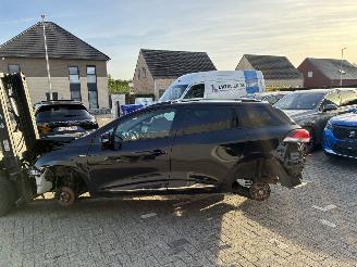 skadebil auto Renault Clio RENAULT CLIO 0.9TCE 2017 SLOOP 2017/1