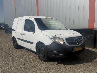 uszkodzony samochody osobowe Mercedes Citan 108 CDI BlueEFFICIENCY 1.5 MARGE!!! 2016/1