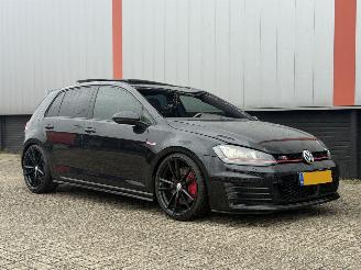 uszkodzony samochody osobowe Volkswagen Golf 2.0 TSI GTI PERFORMANCE 2015/1