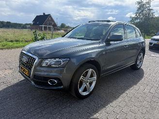 Schadeauto Audi Q5 2.0 TFSI QUATTRO S LINE / AUTOM 2012/5
