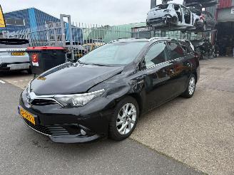 škoda osobní automobily Toyota Auris Touring Sports 1.8 HYBRIDE / PANO 2015/8