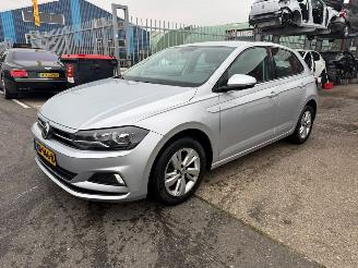 Voiture accidenté Volkswagen Polo 1.0 TSI / DSG / 2018/5