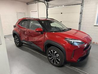 Schadeauto Toyota Yaris Cross HYBRIDE 2025/11