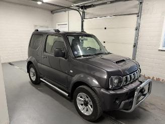 Vaurioauto  passenger cars Suzuki Jimny  2015/3