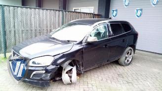 Coche siniestrado Volvo Xc-60 XC60 I (DZ), SUV, 2008 / 2017 2.4 D5 20V AWD Geartronic 2012