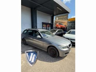 demontáž osobní automobily BMW 3-serie  2010/8
