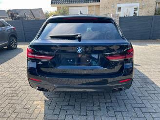 Damaged car BMW 5-serie E M Sport Touring Panorama Hud 2021/8