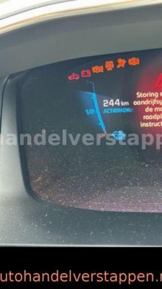Peugeot 2008 e II Allure Pack Full Elektro picture 11