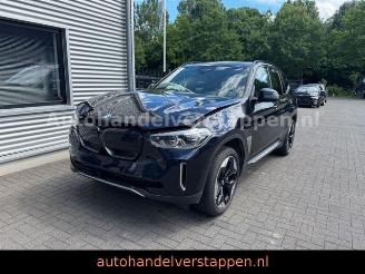 krockskadad bil auto BMW iX3 Impressive 210KW Pano Harman Leder AHK VOLL 2021/4